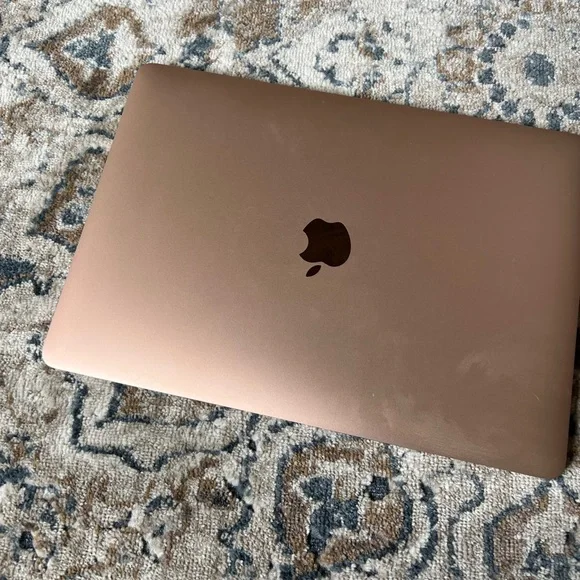 13.3” MacBook Air - 256 GB (M1 Chip)